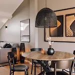 Apartman Adiri - 2 Bedrooms And Terrace In Bica Lisboa