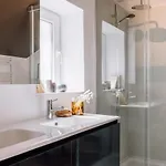 Adiri - 2 Bedrooms And Terrace In Bica * 리스본